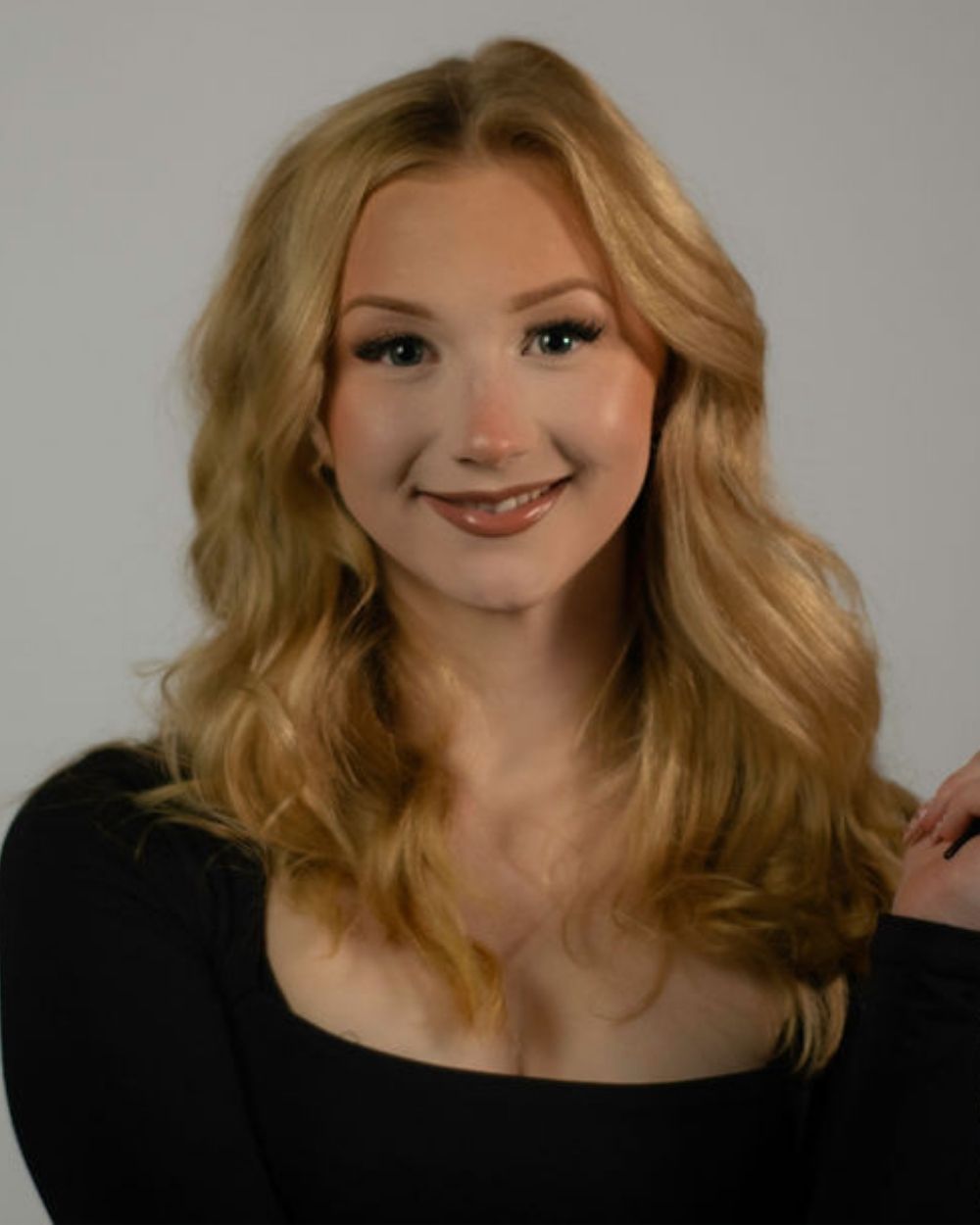 Mallory Stadick, Licensed Cosmetologist & Esthetician at GreenRoom Salon & Spa, Greencastle